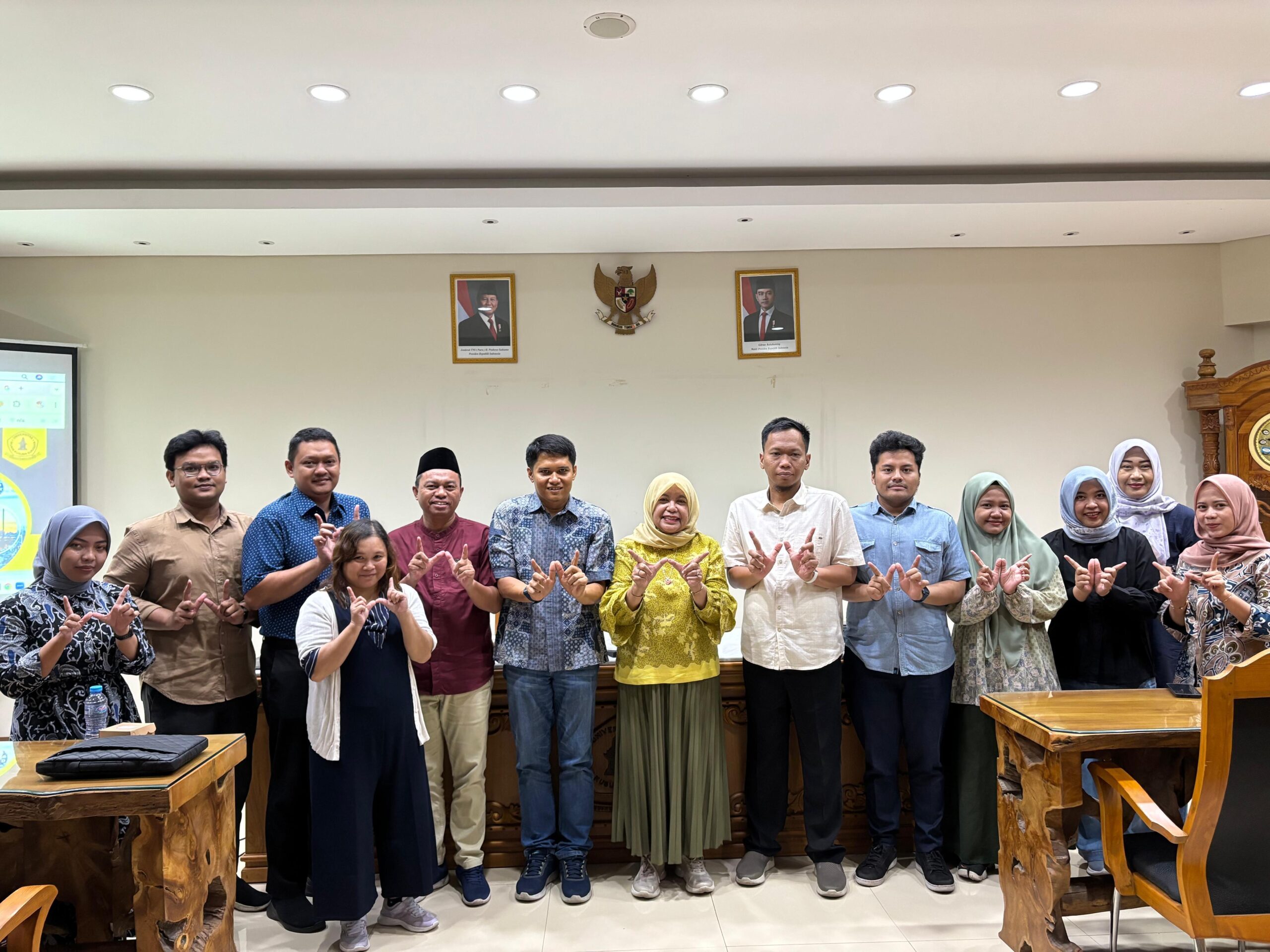 strategi digital uwks