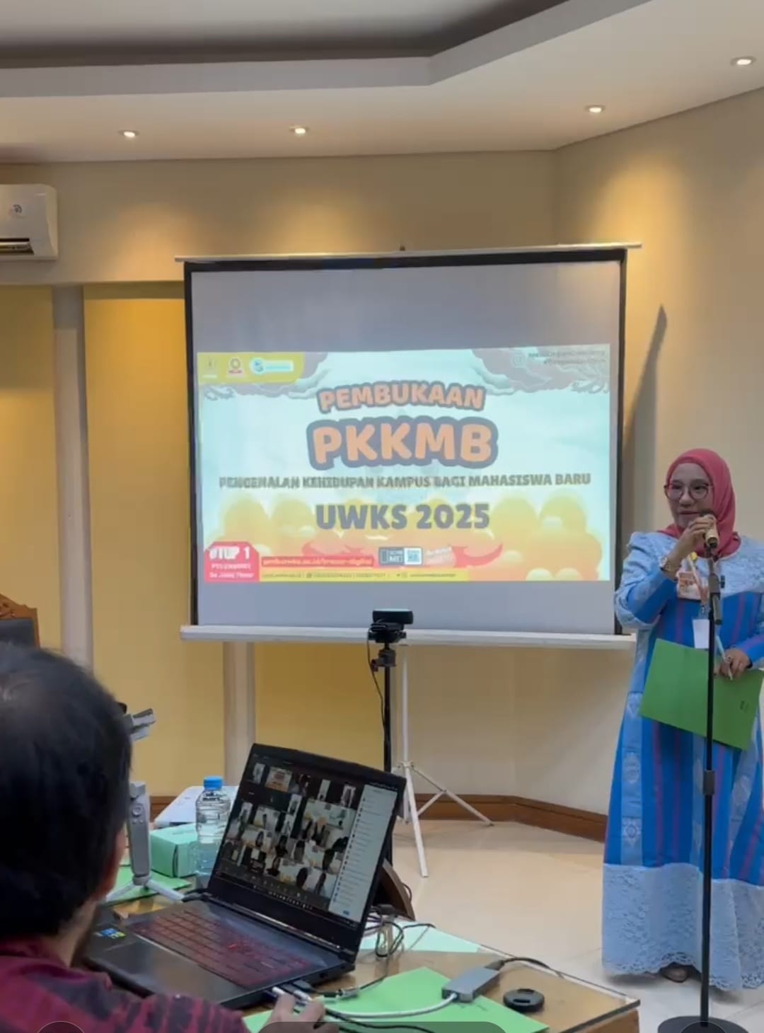mahasiswa baru